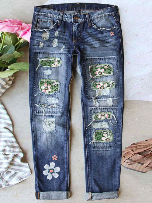 Women's Daisy Leopard Pattern Ripped Casual Jeans